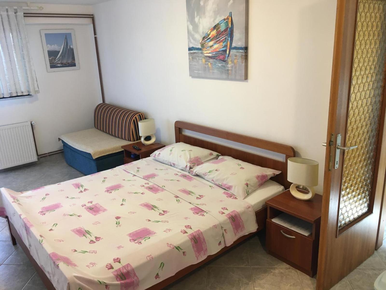 Apartments Biserka Punat Room photo